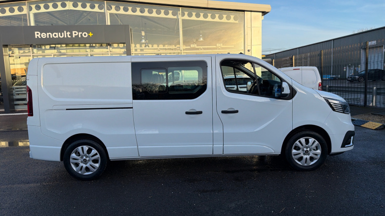 Renault Trafic Lwb Diesel LL30 Blue dCi 150 Extra [Safety] Crew Van